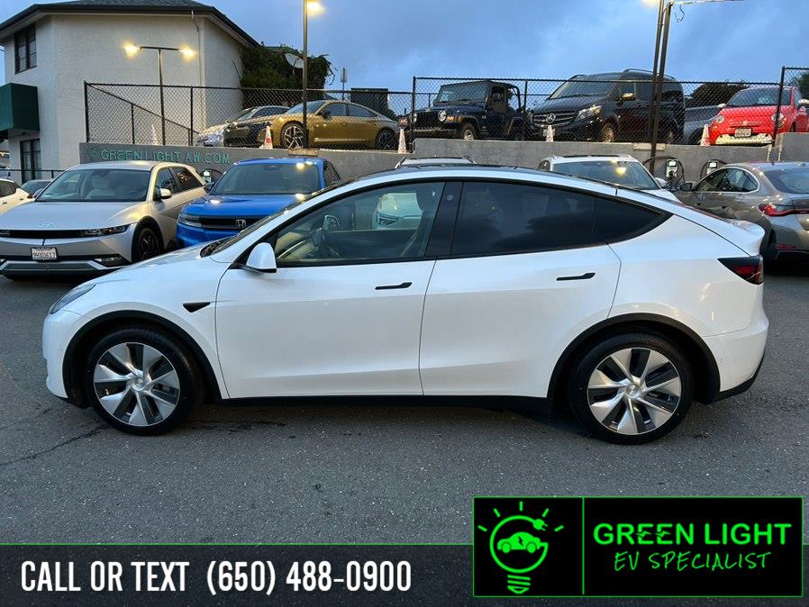 2021 Tesla Model Y Long Range's photo