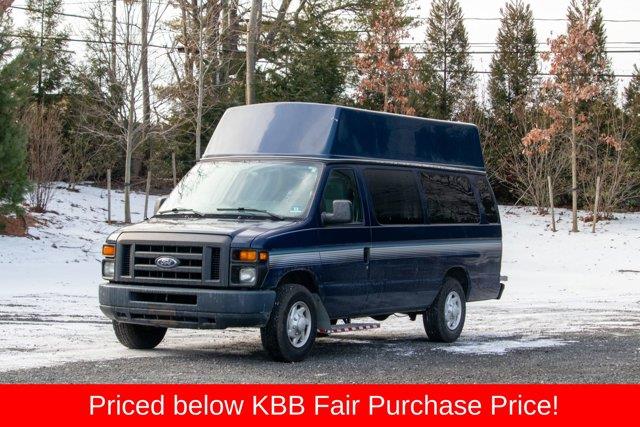Used 2013 Ford Econoline Wagon in Great Neck, New York | Camy Cars. Great Neck, New York