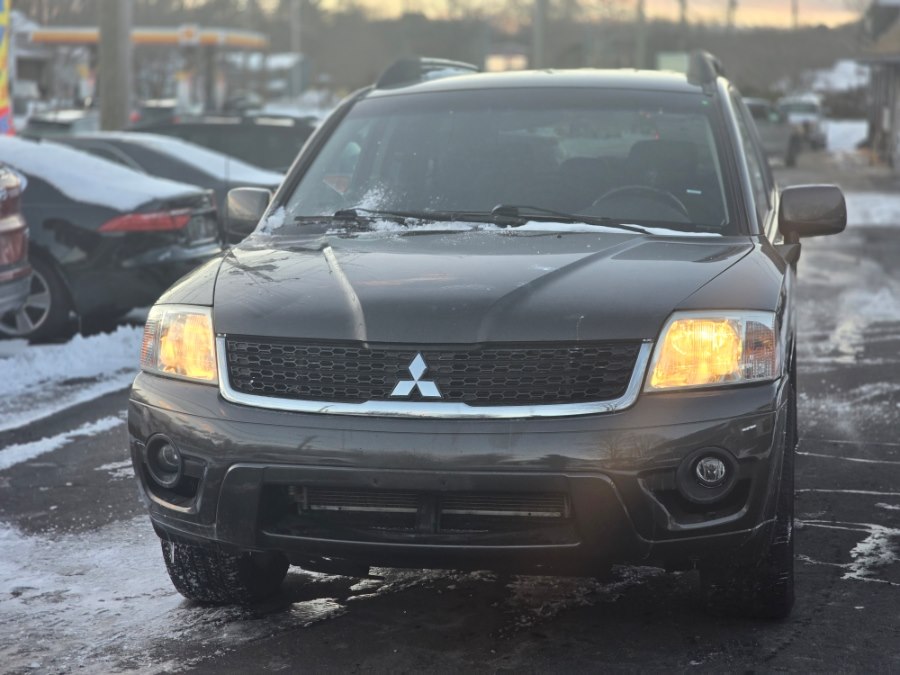 2010 Mitsubishi Endeavor SE