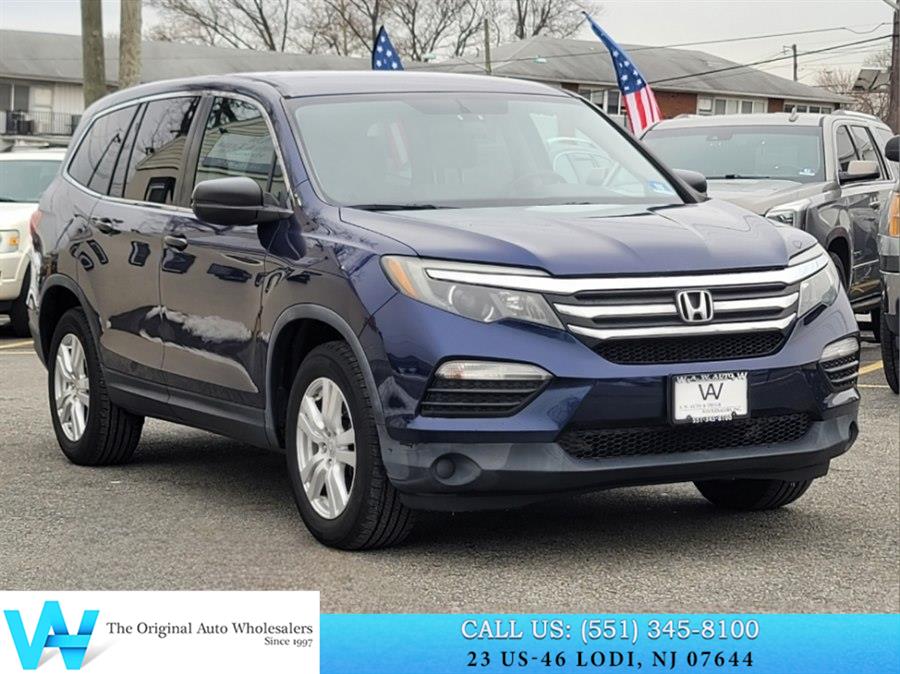 Used 2016 Honda Pilot in Lodi, New Jersey | AW Auto & Truck Wholesalers, Inc. Lodi, New Jersey