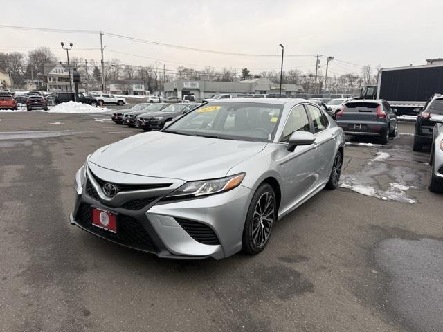 Used 2018 Toyota Camry in Stratford, Connecticut | Wiz Leasing Inc. Stratford, Connecticut