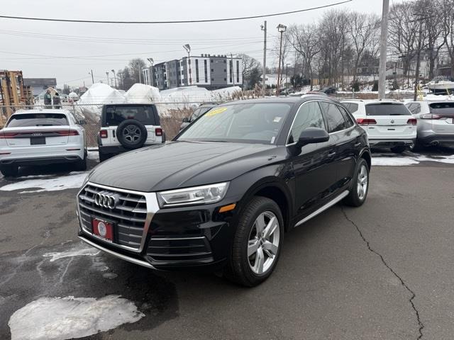 2019 Audi Q5 Premium's photo