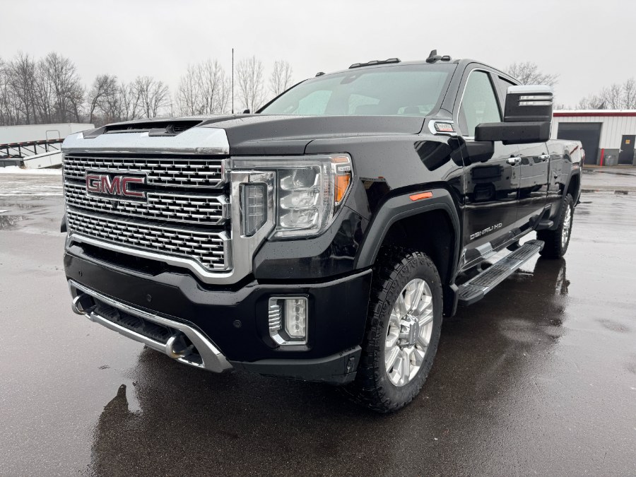 Used 2022 GMC Sierra 2500HD in Ortonville, Michigan | Marsh Auto Sales LLC. Ortonville, Michigan