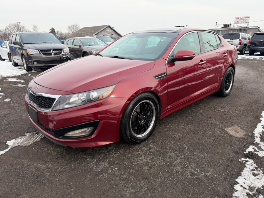 2012 Kia Optima SX's photo