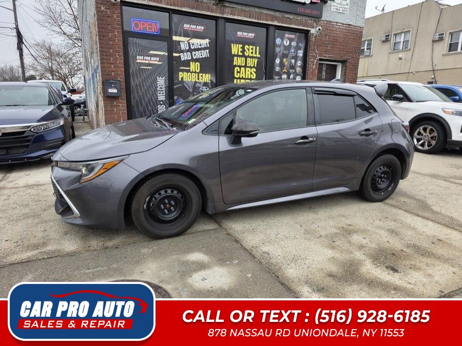 2021 Toyota Corolla Hatchback XSE's photo