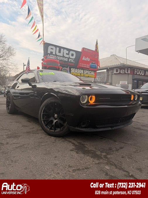 2018 Dodge Challenger SXT's photo