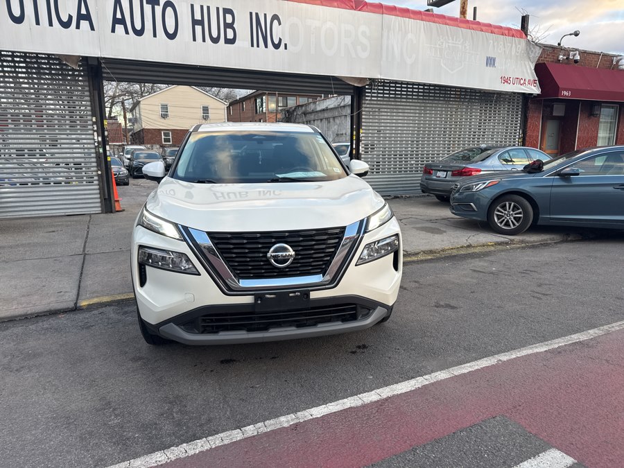 2021 Nissan Rogue SV - Photo 3