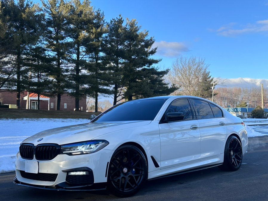 2018 BMW 5 Series 540i's photo