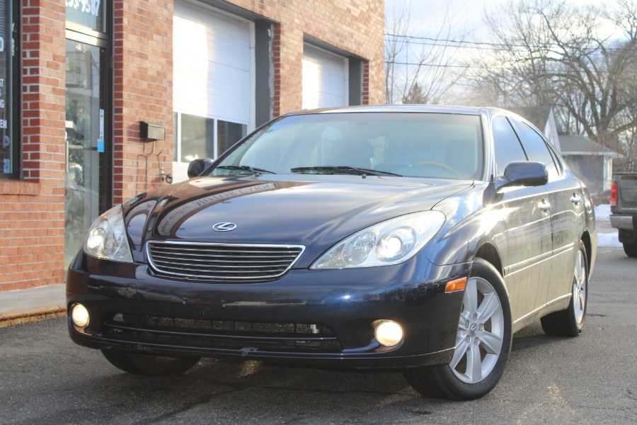 Used 2005 Lexus ES 330 in ENFIELD, Connecticut | Longmeadow Motor Cars. ENFIELD, Connecticut