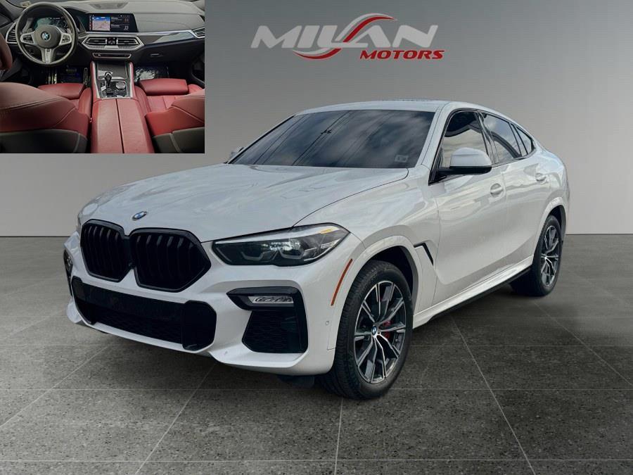 2021 BMW X6 M50i's photo