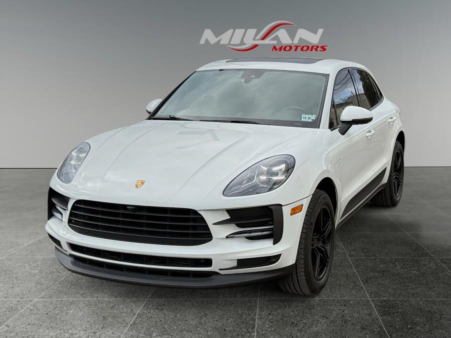 2021 Porsche Macan Base's photo