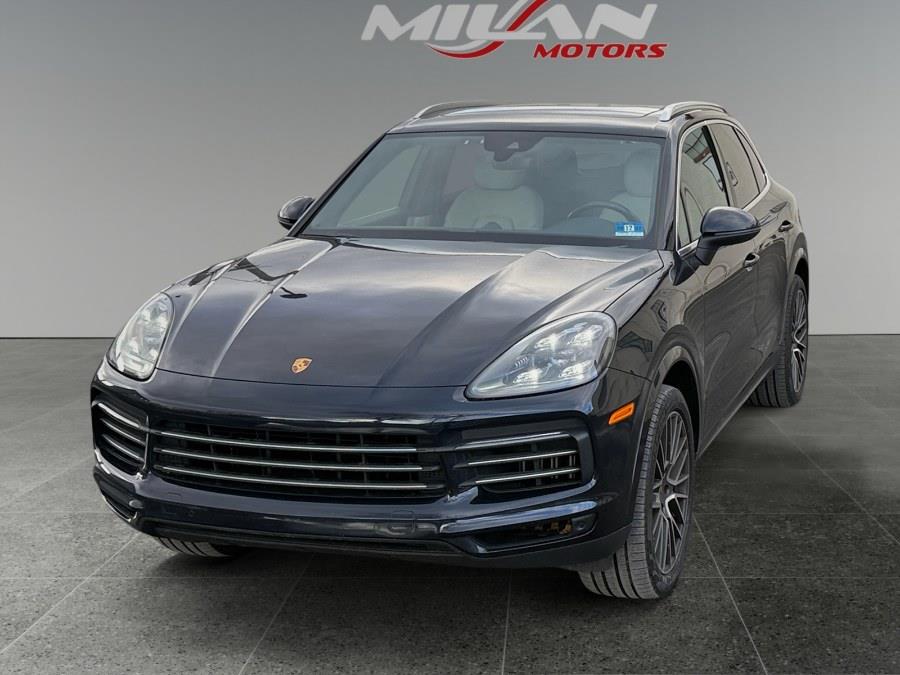 2019 Porsche Cayenne Base's photo