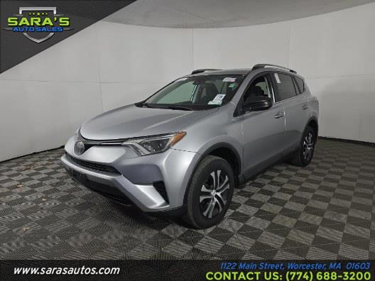 2017 Toyota RAV4 LE's photo