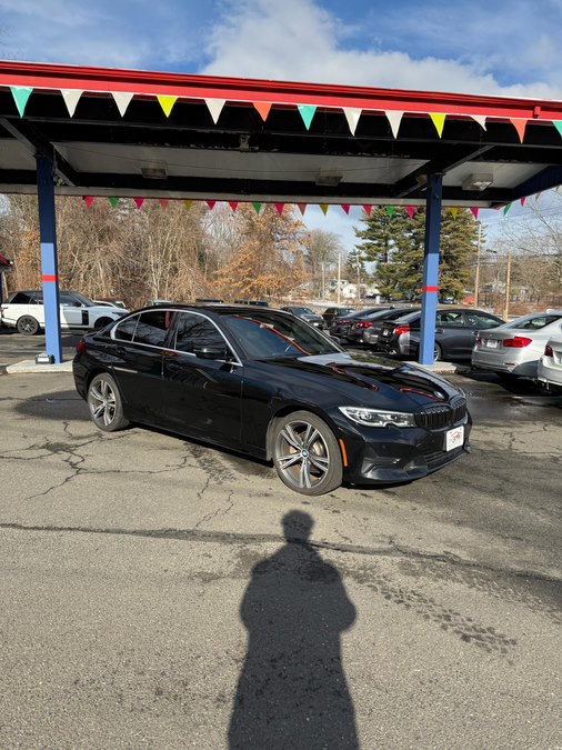 2019 BMW 3 Series 330i's photo