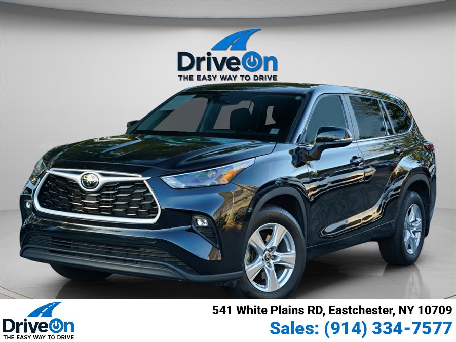 2024 Toyota Highlander XLE's photo