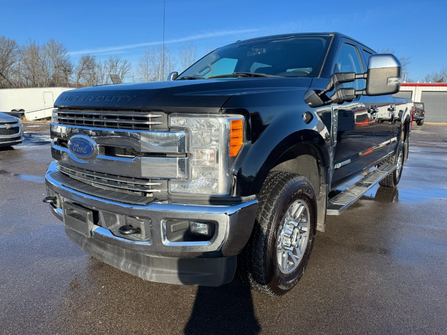 2017 Ford F-250 Super Duty Lariat's photo