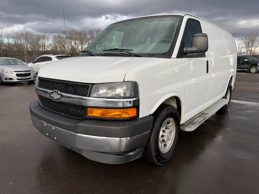 2018 Chevrolet Express Cargo Work Van's photo