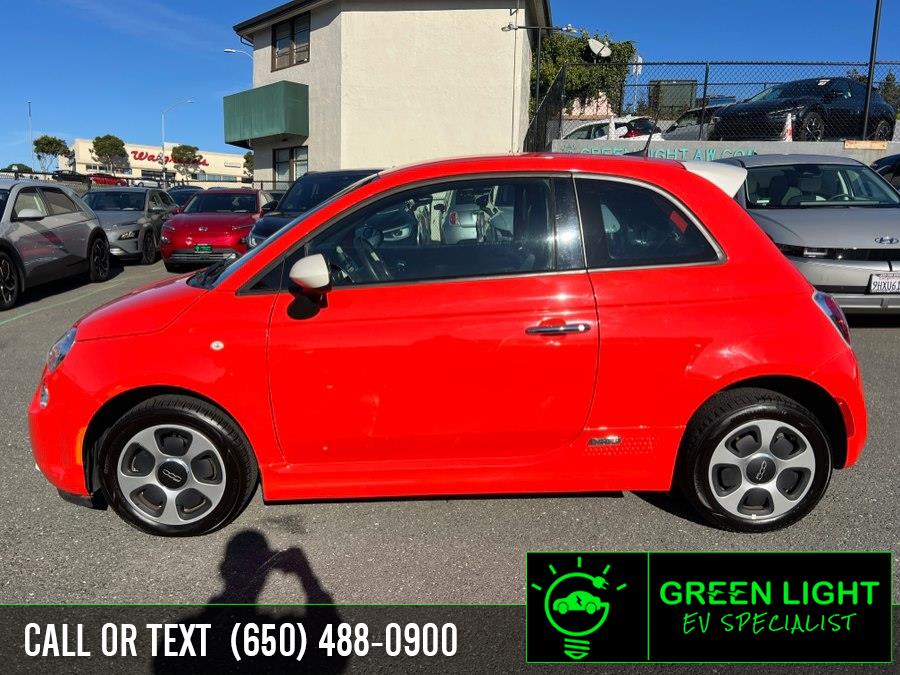 2019 FIAT 500e Battery Electric's photo
