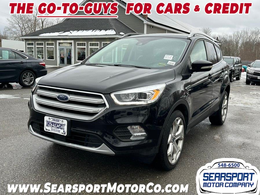 2019 Ford Escape Titanium's photo