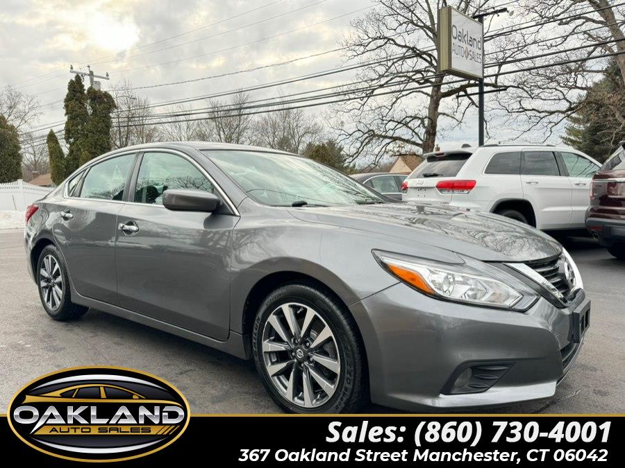 2017 Nissan Altima SV's photo