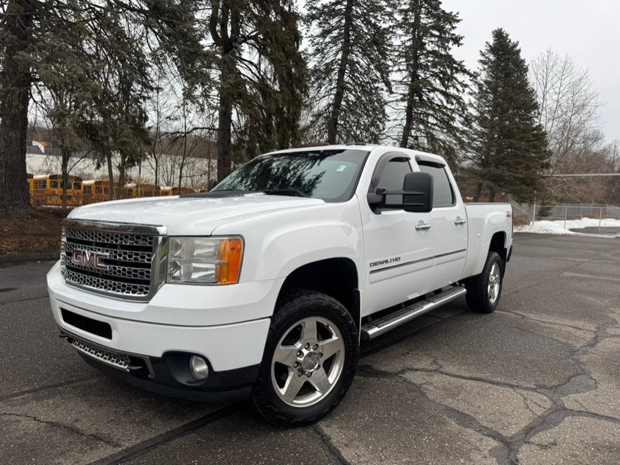 Used 2014 GMC Sierra 2500HD in Waterbury, Connecticut | Platinum Auto Care. Waterbury, Connecticut