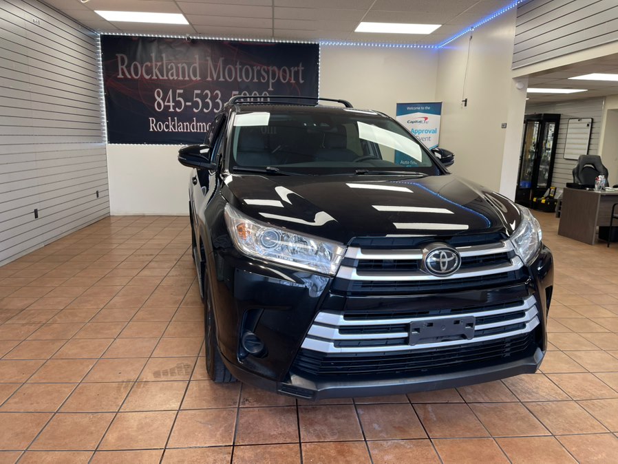 Used 2019 Toyota Highlander in Suffern, New York | Rockland Motor Sport. Suffern, New York