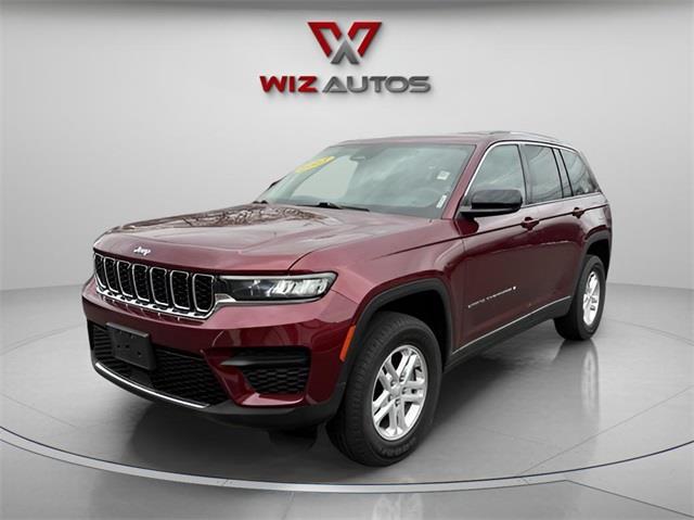 Used Jeep Grand Cherokee Laredo 2023 | Wiz Leasing Inc. Stratford, Connecticut