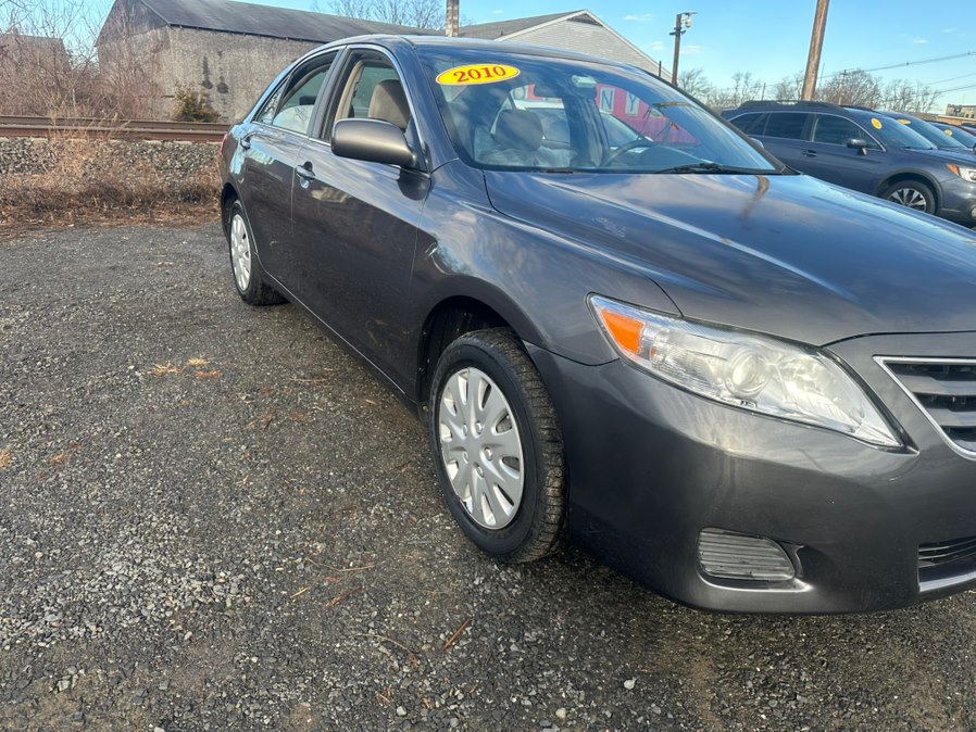 2010 Toyota Camry 4dr Sdn I4 Auto LE (Natl), available for sale in Wallingford, Connecticut | Wallingford Auto Center LLC. Wallingford, Connecticut
