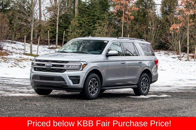 Used 2024 Ford Expedition in Great Neck, New York | Camy Cars. Great Neck, New York