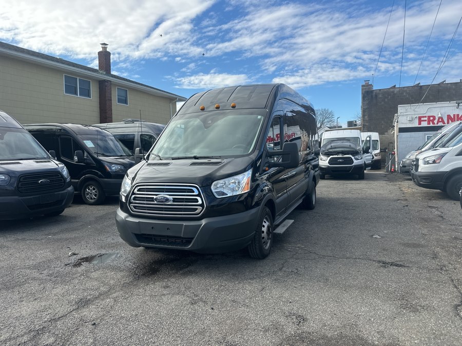 Used 2017 Ford Transit Wagon in West Hempstead, New York | Only Vans Inc. West Hempstead, New York