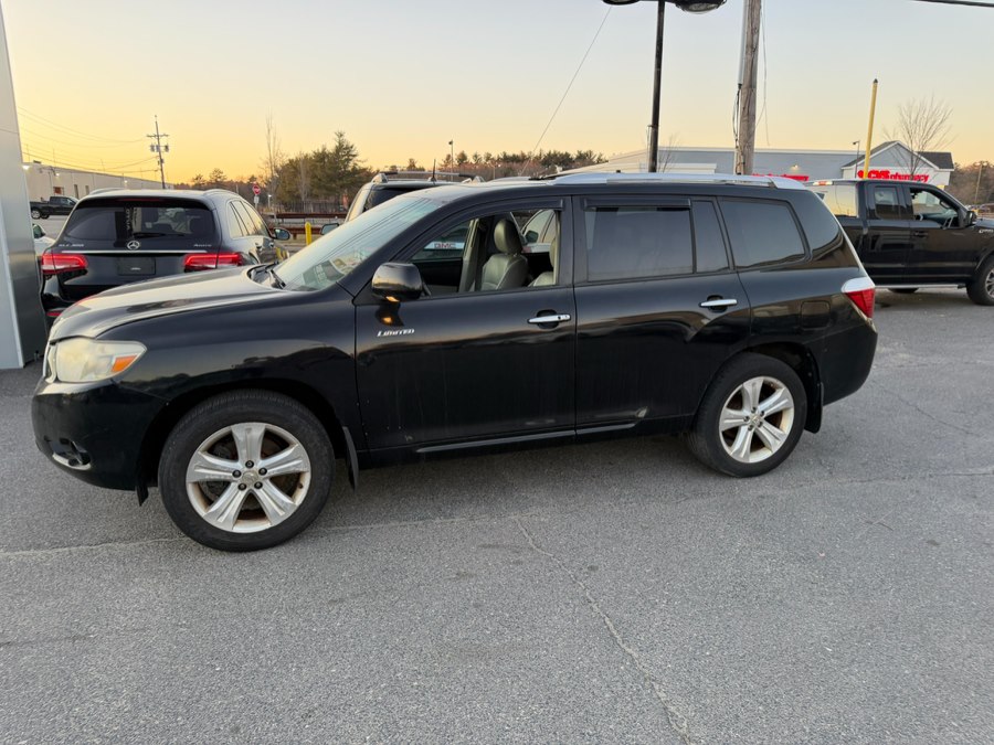 Used 2010 Toyota Highlander in Raynham, Massachusetts | J & A Auto Center. Raynham, Massachusetts