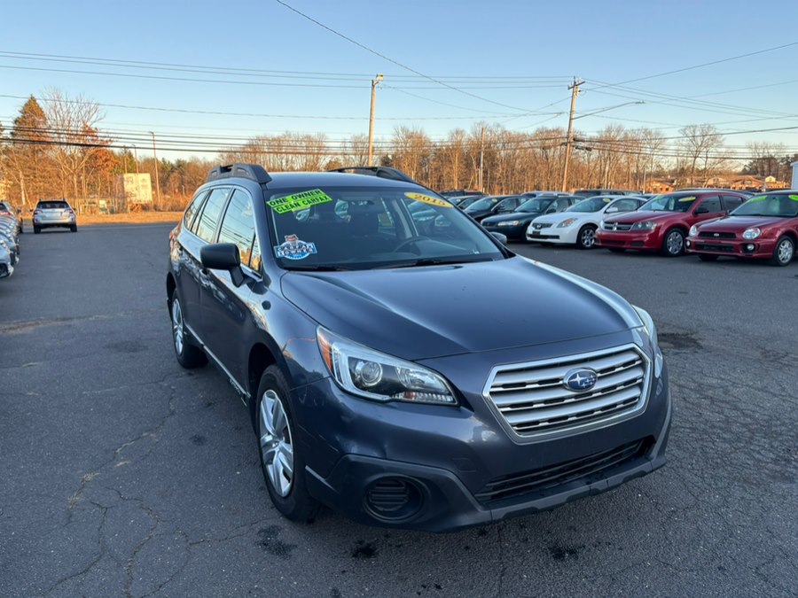 2015 Subaru Outback 4dr Wgn 2.5i PZEV, available for sale in East Windsor, Connecticut | CT Car Co LLC. East Windsor, Connecticut