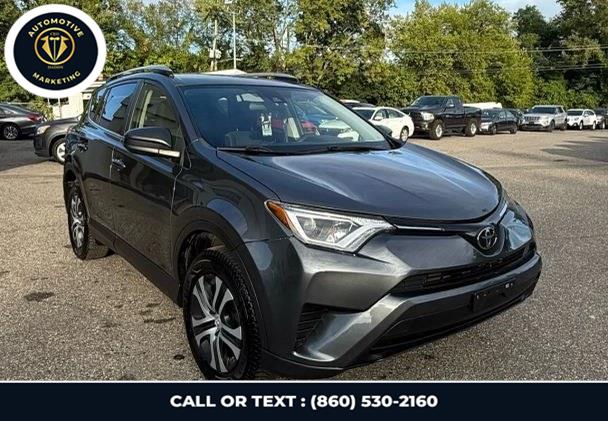 Used 2018 Toyota RAV4 in Online only, Connecticut | CEO DADDY AUTO. Online only, Connecticut