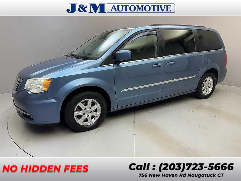2011 Chrysler Town & Country Touring, available for sale in Naugatuck, Connecticut | J&M Automotive Sls&Svc LLC. Naugatuck, Connecticut