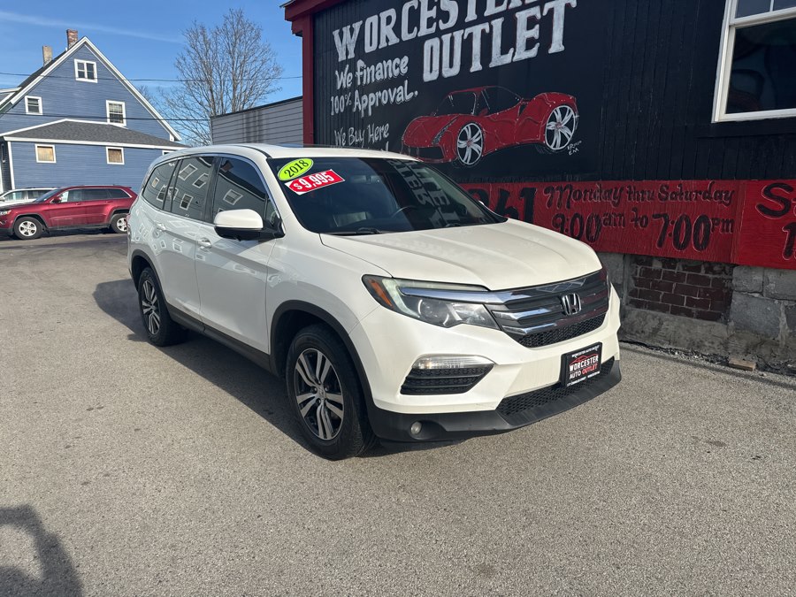 Used 2018 Honda Pilot in Worcester, Massachusetts | Worcester Auto Outlet LLC. Worcester, Massachusetts
