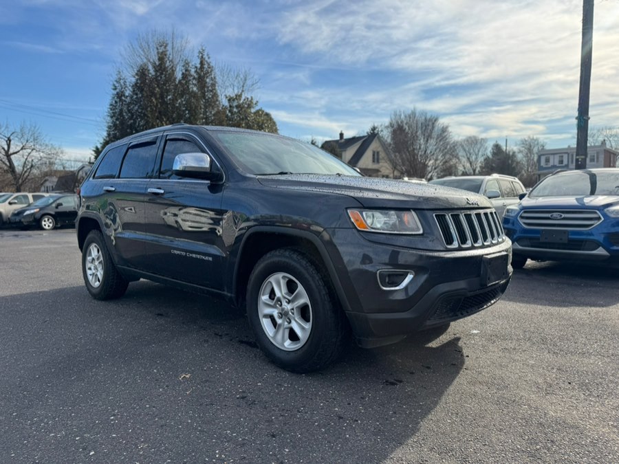 2014 Jeep Grand Cherokee 4WD 4dr Laredo, available for sale in BURLINGTON, New Jersey | Tri States Auto Group. BURLINGTON, New Jersey