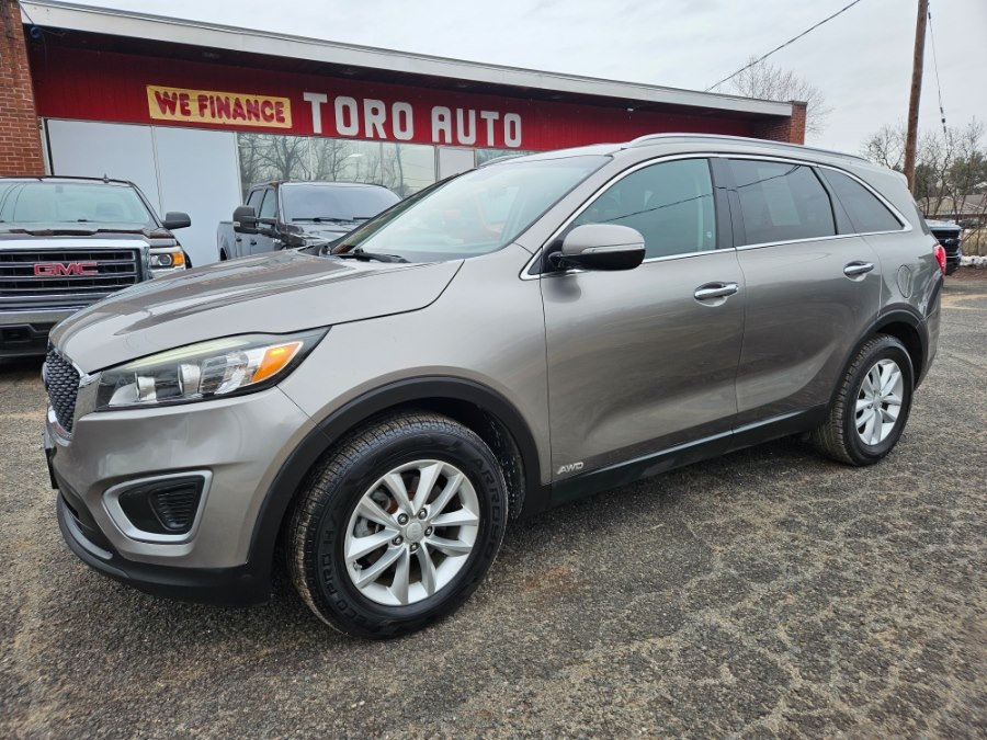 Used 2016 Kia Sorento in East Windsor, Connecticut | Toro Auto. East Windsor, Connecticut