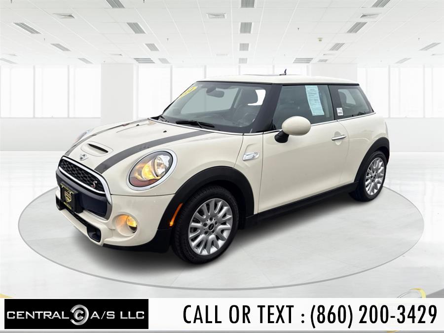 Used 2014 MINI Cooper Hardtop in East Windsor, Connecticut | Central A/S LLC. East Windsor, Connecticut