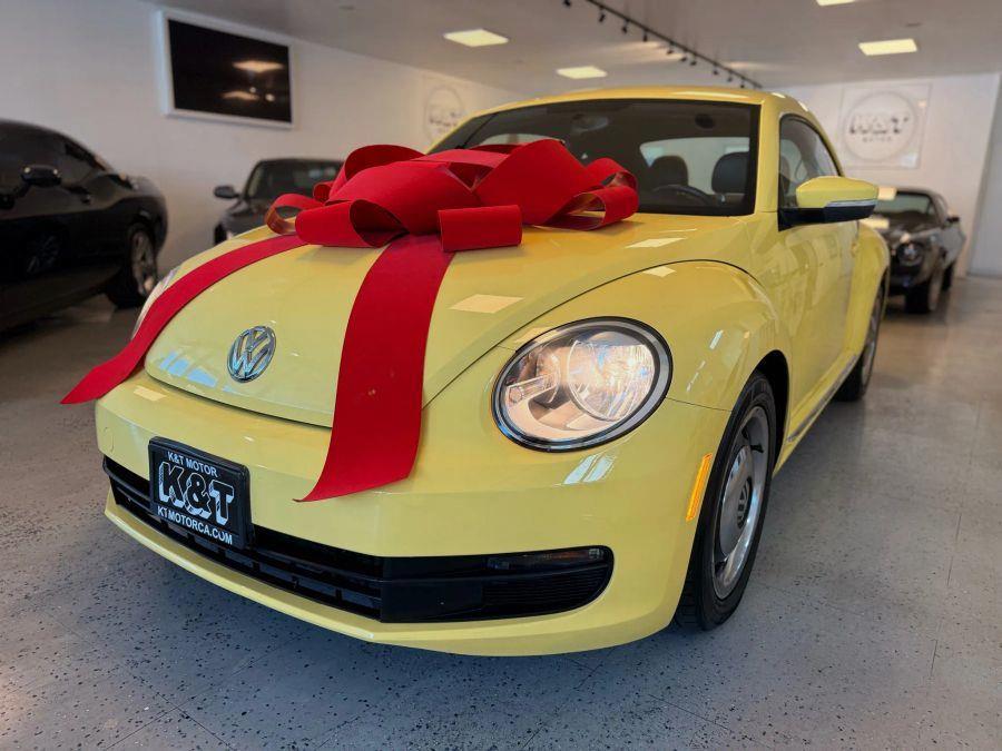 2012 Volkswagen Beetle 2.5L Hatchback 2D, available for sale in Santa Ana, California | K&T Motor LLC. Santa Ana, California