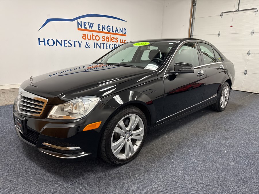 2013 Mercedes-Benz C-Class 4dr Sdn C300 Luxury 4MATIC, available for sale in Plainville, Connecticut | New England Auto Sales LLC. Plainville, Connecticut