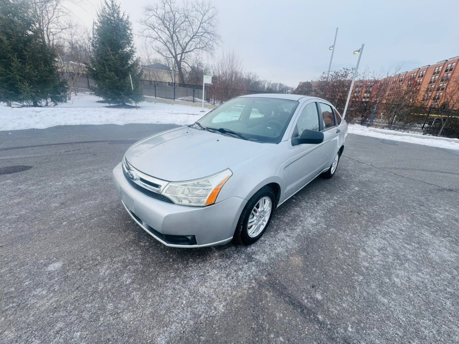 2010 Ford Focus 4dr Sdn SE, available for sale in Canton, Connecticut | Live Motors Sales and Service INC. Canton, Connecticut