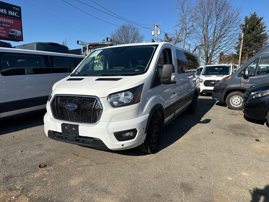 Used 2024 Ford Transit Passenger Wagon in West Hempstead, New York | Only Vans Inc. West Hempstead, New York