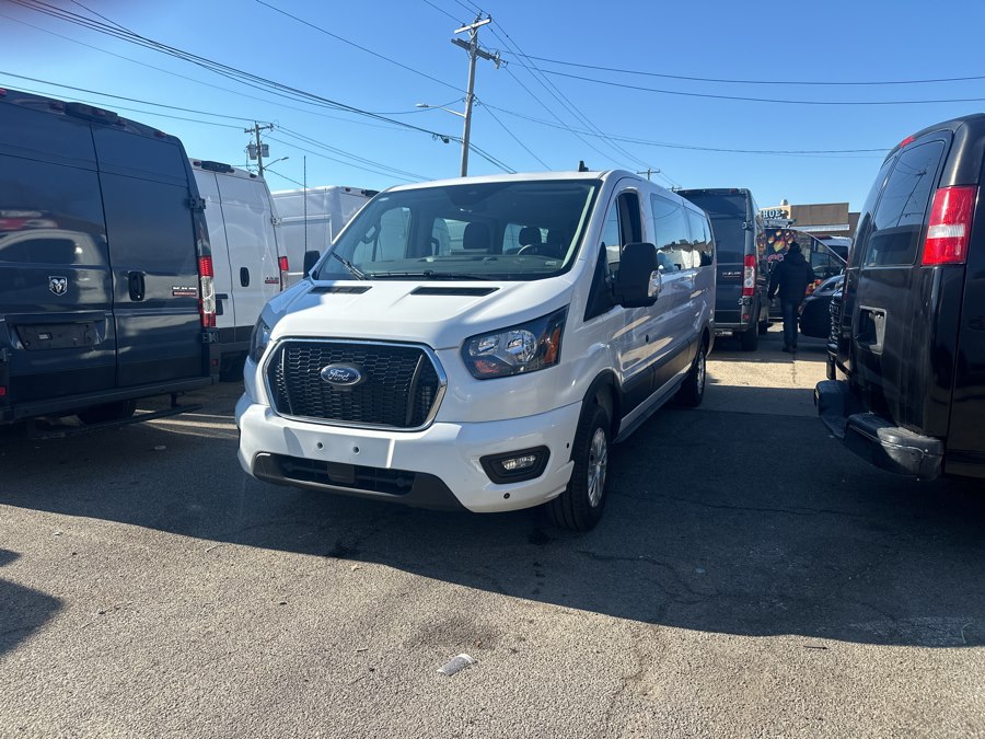 Used 2025 Ford Transit Passenger Wagon in West Hempstead, New York | Only Vans Inc. West Hempstead, New York