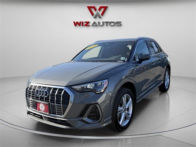 Used 2021 Audi Q3 in Stratford, Connecticut | Wiz Leasing Inc. Stratford, Connecticut