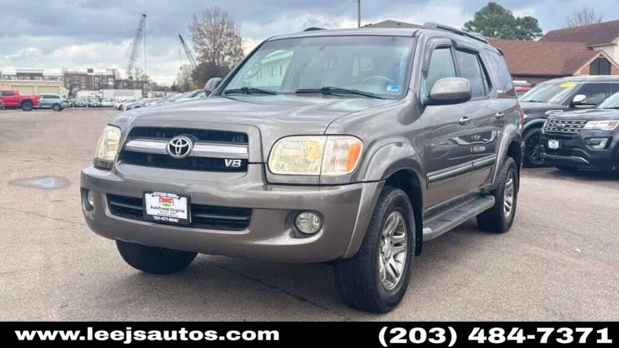 2006 Toyota Sequoia 4dr SR5 4WD, available for sale in North Branford, Connecticut | RJ Shore Automotive II. North Branford, Connecticut