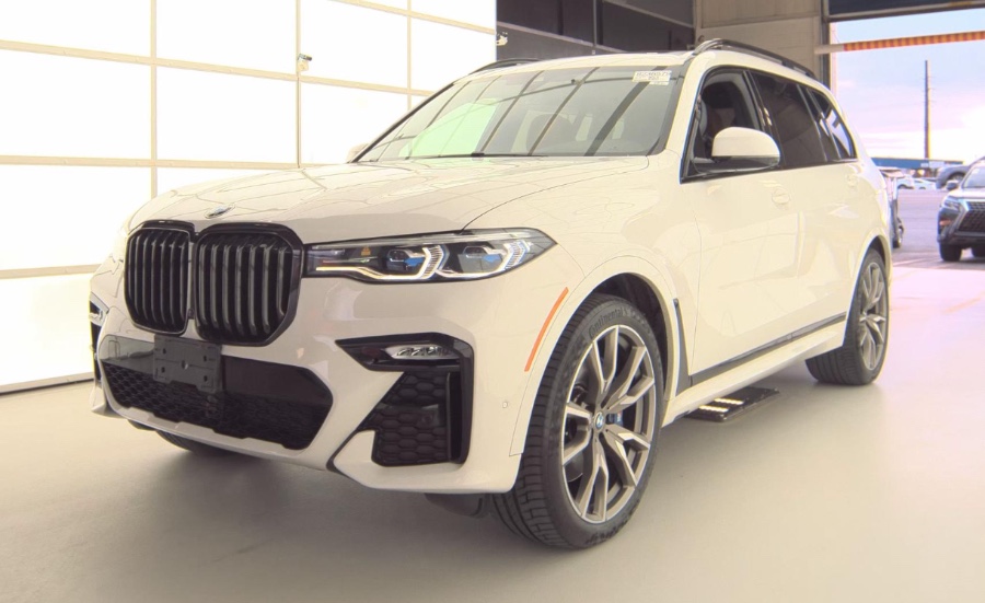 2022 BMW X7 M50i Sports Activity Vehicle, available for sale in Hillside, New Jersey | Euro Lux Auto. Hillside, New Jersey