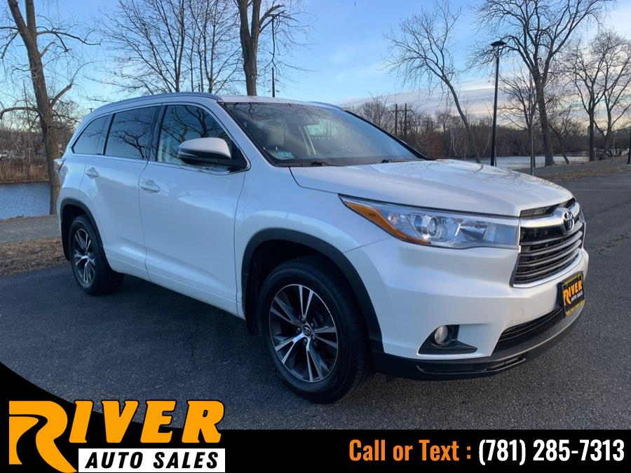 2016 Toyota Highlander AWD 4dr V6 XLE (Natl), available for sale in Malden, Massachusetts | River Auto Sales. Malden, Massachusetts