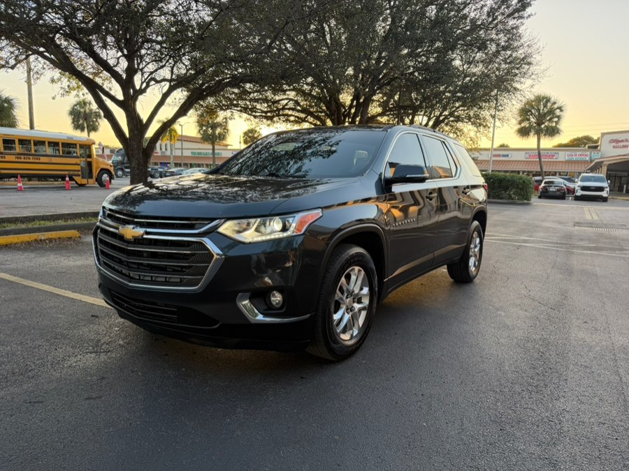 2019 Chevrolet Traverse FWD 4dr LT Cloth w/1LT, available for sale in Hialeah, Florida | The Palm Motors LLC. Hialeah, Florida