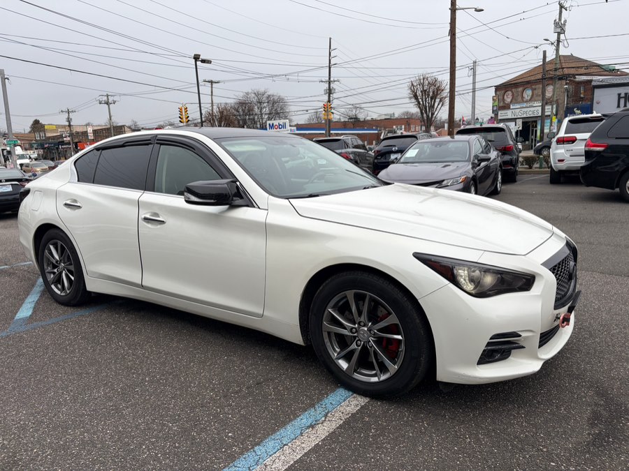 2017 INFINITI Q50