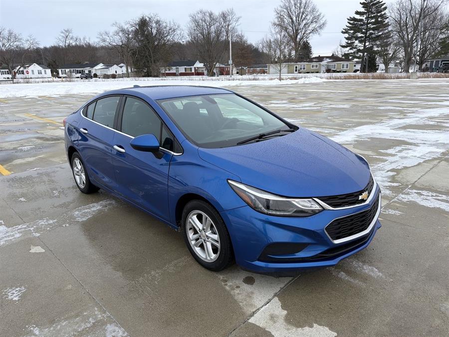 Used 2017 Chevrolet Cruze in Elida, Ohio | Josh's All Under Ten LLC. Elida, Ohio